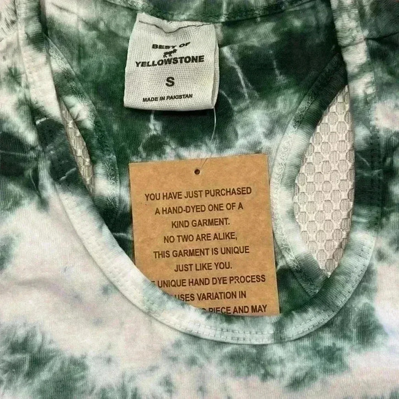 ✨NWT Yellowstone size small tie-dye racer back tank green white - Picture 7 of 7